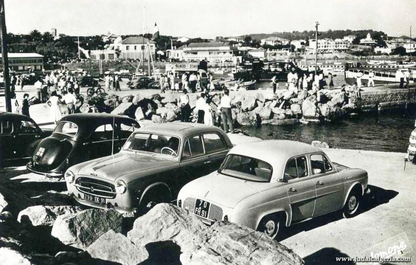 Alger cap matifou vue sur le port de la perouse