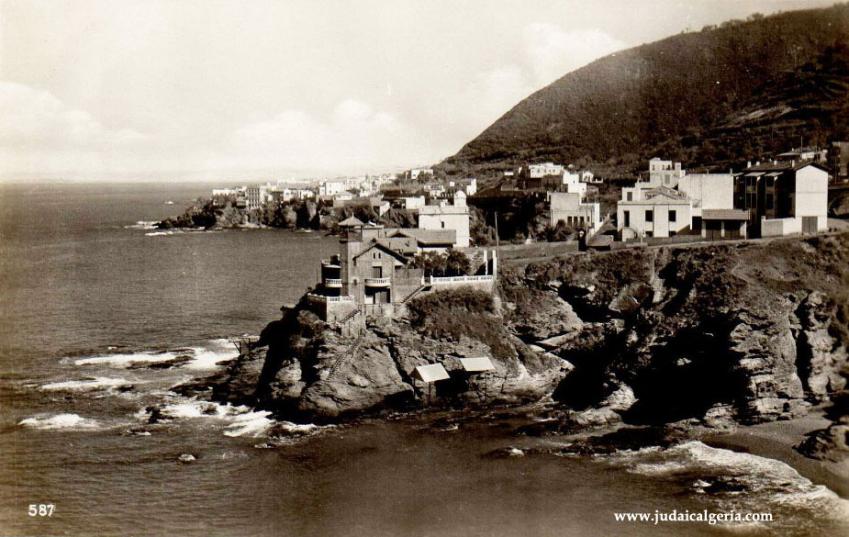 Alger la corniche et la plage de la vigie