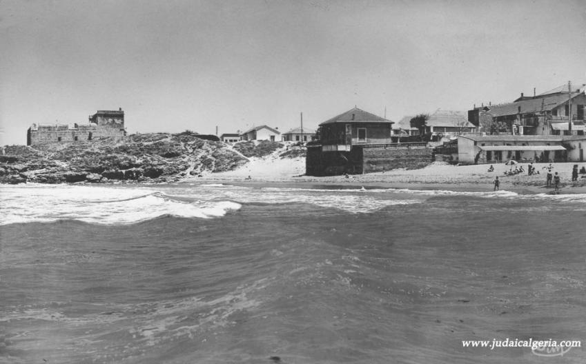 Fort de l eau le bord de mer