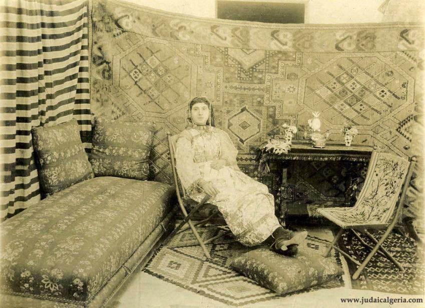 Juive dans son interieur 1890