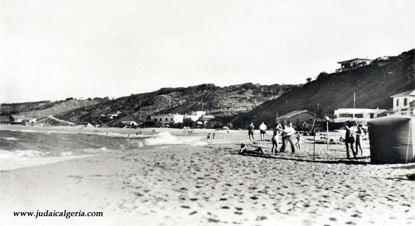 Surcouf la plage les cabanons