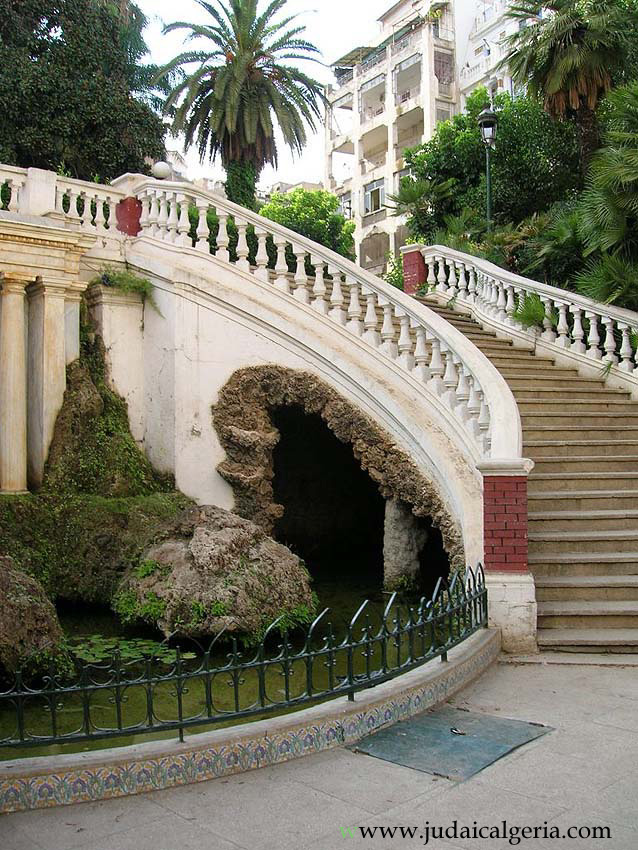 Alger escaliers du parc de galland