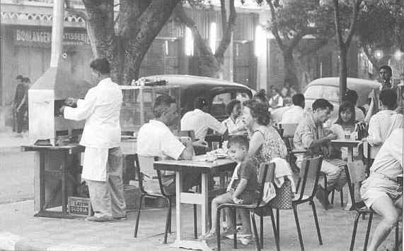 Bab el oued le bar des sports et les brochettes