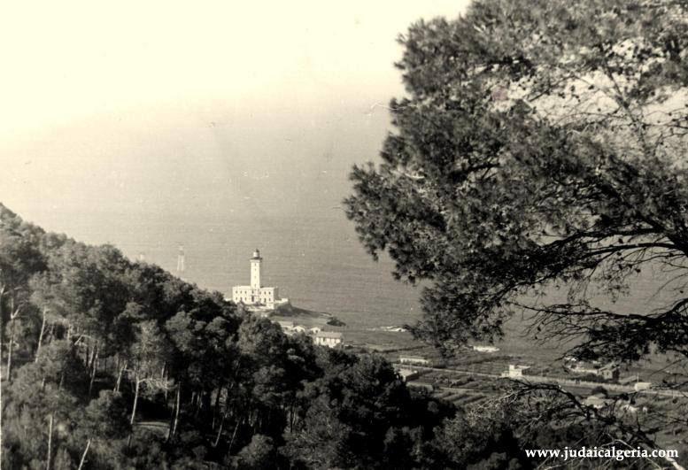 Cap caxine vu de bainem