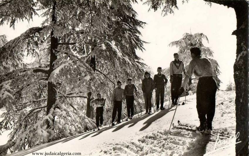 Chrea un groupe de skieurs 1