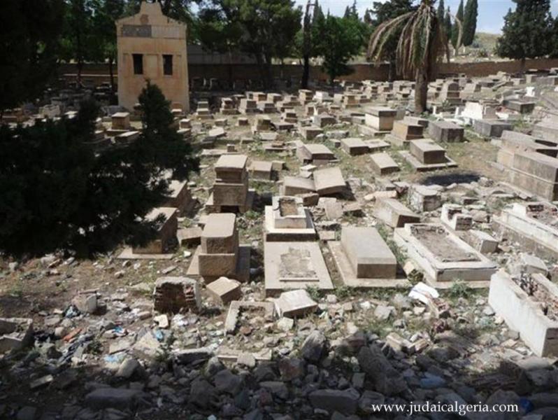 Cimetiere de dely brahim profanne