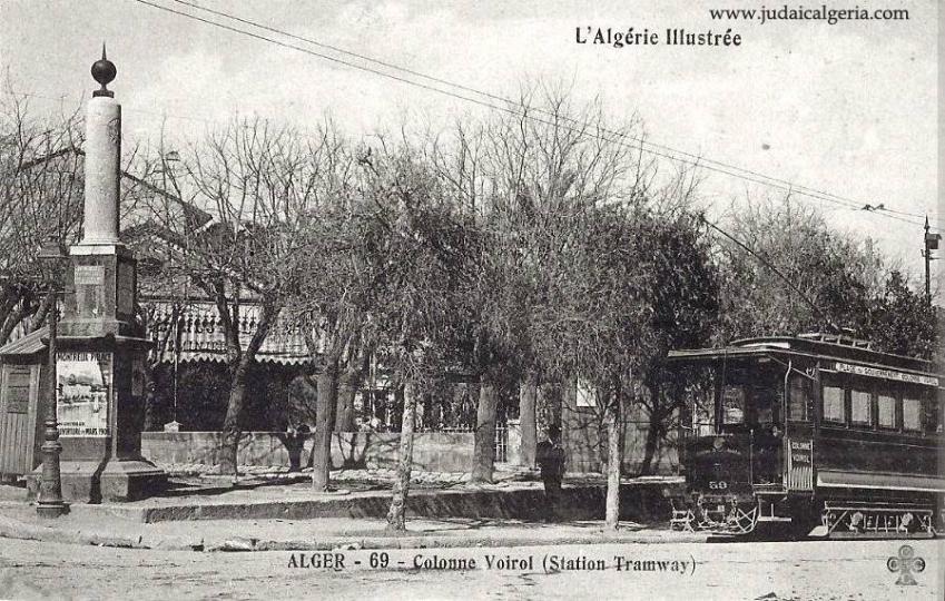 Colonne voirol la station de tramway