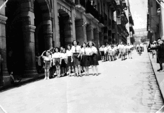 Devant le midrash le 11mai 1947