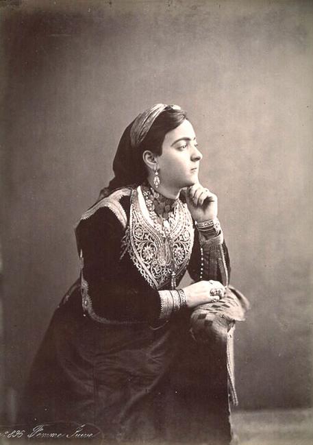 Femme juive d algerie 1880
