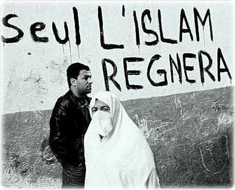 L islam a joue un role