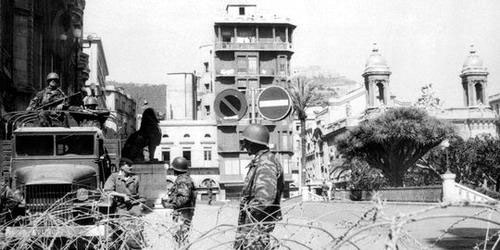 Le massacre d'Oran du 5 juillet 1962 . La-ville-d-oran-bouclee-par-l-armee