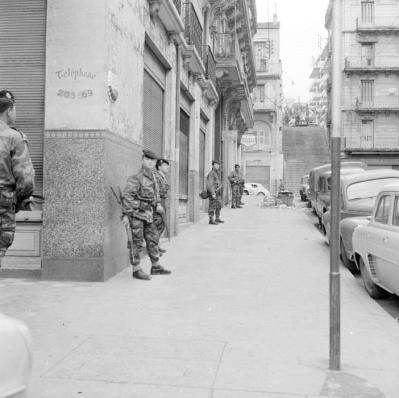 Le blocus de bab el oued par l armee francaise