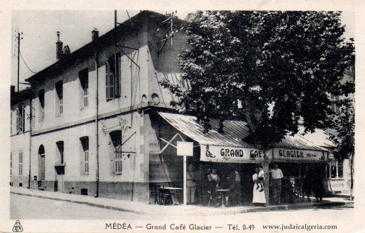 Medea grand cafe glacier