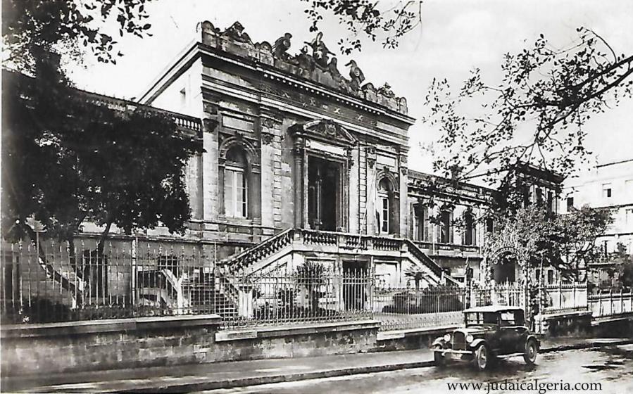 Oran le palais de justice