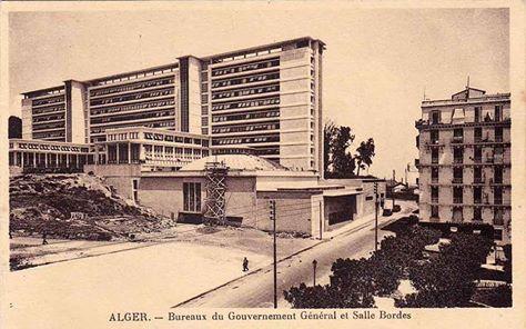 Salle pierre bordes pres du monument aux morts 1