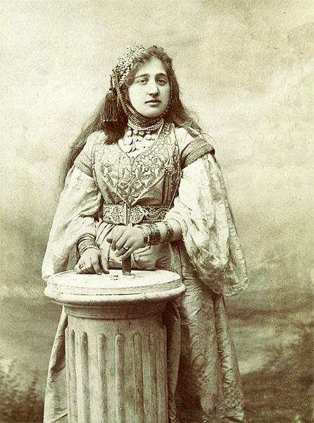 Sarah benzacar alger vers 1900