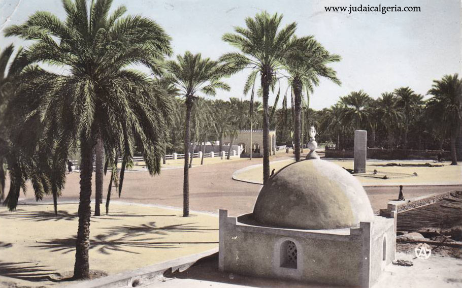 Toggourt la place citroen en 1962